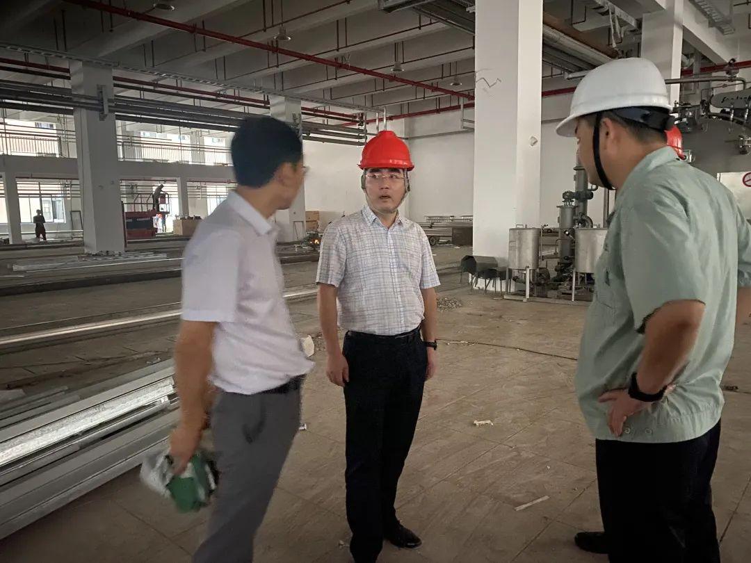 赴柯橋區(qū)實(shí)地踏勘七色彩虹印染組團(tuán)1 赴柯橋區(qū)實(shí)地踏勘七色彩虹印染組團(tuán)1
