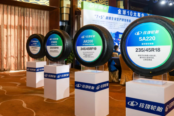 “高性能、高品質、高附加值”