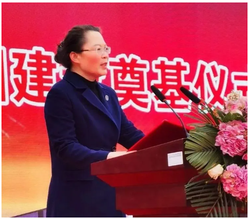 王荔表示,在輪胎界,該項(xiàng)目將實(shí)現(xiàn)高質(zhì)、低耗、綠色高科技新型產(chǎn)業(yè)的目標(biāo)。 王荔表示,在輪胎界,該項(xiàng)目將實(shí)現(xiàn)高質(zhì)、低耗、綠色高科技新型產(chǎn)業(yè)的目標(biāo)。
