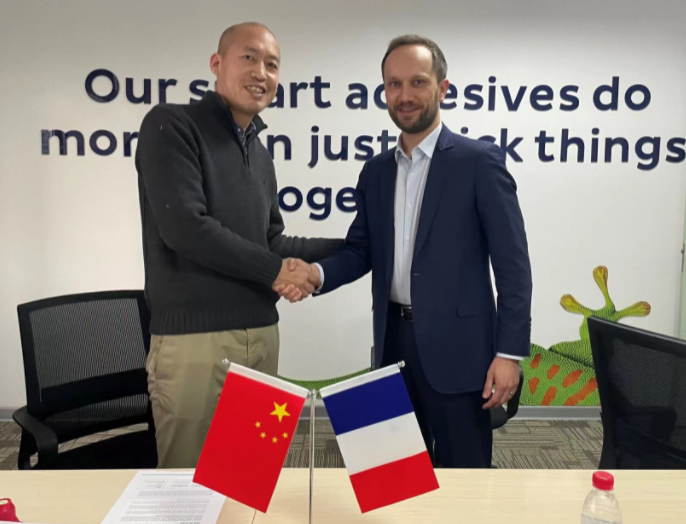 阿科瑪收購上海智冠 強化其工程膠粘劑產品組合
