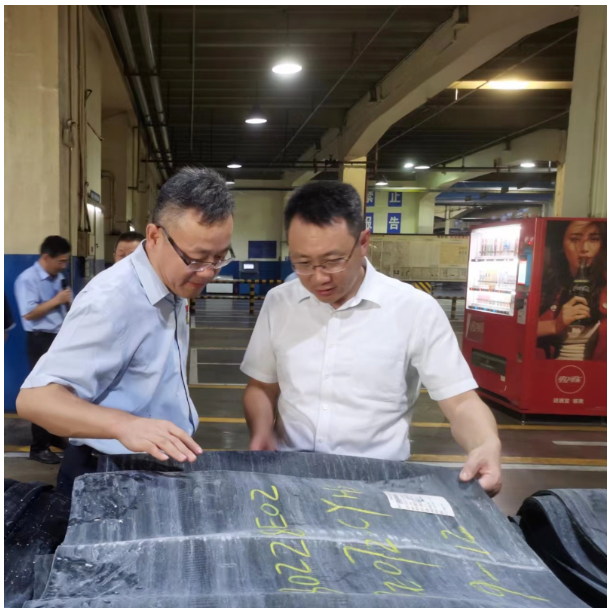 輪胎公司治理整改，副市長現場調度