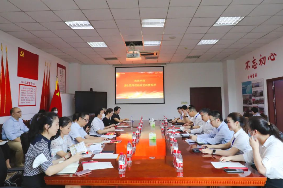 中國(guó)上市公司協(xié)會(huì)黨委書記柳磊一行蒞臨硅寶科技調(diào)研 中國(guó)上市公司協(xié)會(huì)黨委書記柳磊一行蒞臨硅寶科技調(diào)研