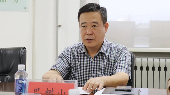 萬達集團董事局董事、輪值執行總裁巴樹山帶隊到耐斯特炭黑公司進行項目驗收