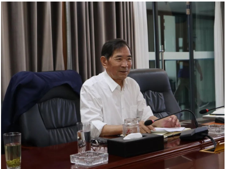 王明江董事長對此次會議十分重視,為贊助會議感到十分榮幸,對會議籌備工作十分滿意,親筆題字“江昕輪胎”,作為會議冠名用字。 王明江董事長對此次會議十分重視,為贊助會議感到十分榮幸,對會議籌備工作十分滿意,親筆題字“江昕輪胎”,作為會議冠名用字。