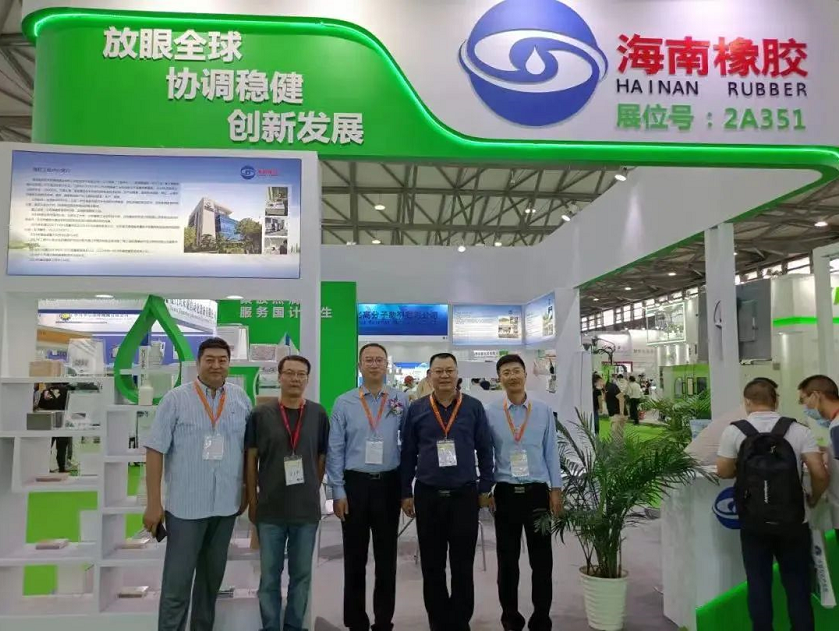 海南橡膠此前并無海外產能。而此次接盤的合盛公司加工工廠主要布局于印尼、泰國、中國等，總加工產能約為142.9萬噸/年，其中海外加工產能約為123.7噸/年。