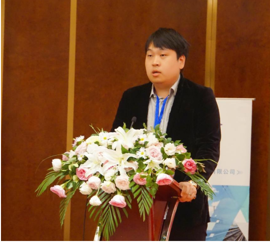 寧波阿能集團總經理、蘇州寶成總經理代表發言，討論長期合作、發展共贏之路。