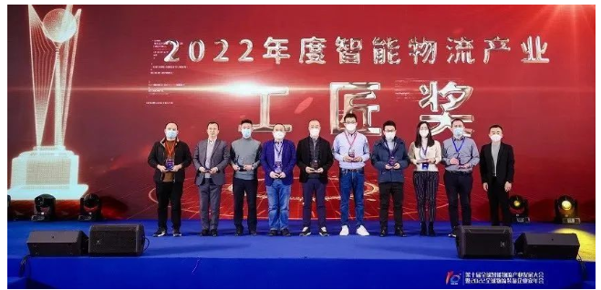 ，近年來，薩馳智能推出高端智能物流裝備、智能物流產線與智慧工廠整體解決方案和服務。他們可承接輪胎企業智能物流產線項目建設。