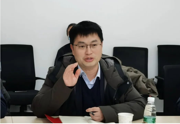 唐智謀介紹燈塔涂料歷史及發展規劃 唐智謀介紹燈塔涂料歷史及發展規劃