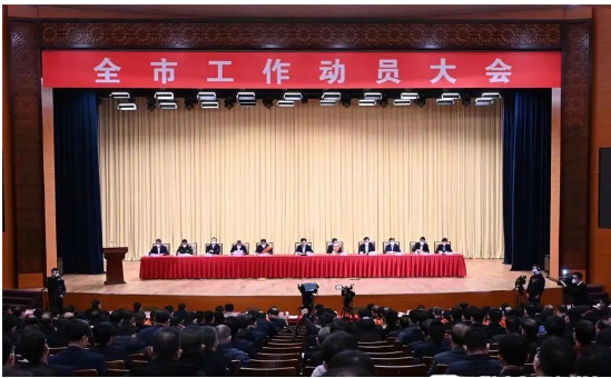 豪邁集團董事長獲政府嘉獎 提出企業發展五個新增長點