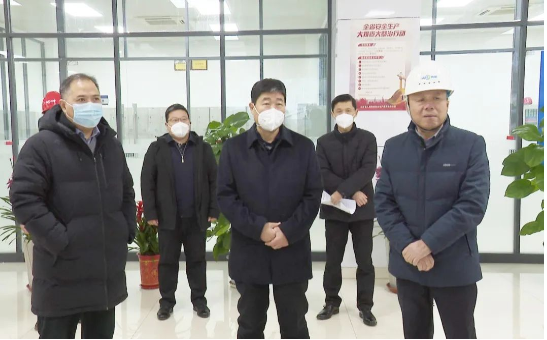 政府親臨,到廣饒多家輪胎廠開展“走基層、進企業”活動 政府親臨,到廣饒多家輪胎廠開展“走基層、進企業”活動