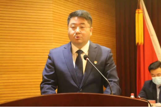 會上，公司總經理、黨委副書記張航偉作題為《解放思想，改革創新，再接再厲，打造國內一流特色突出的全產業鏈橡膠公司》的工作報告，全面回顧總結2022年工作，分析研判當前形勢，謀劃部署2023年工作任務。