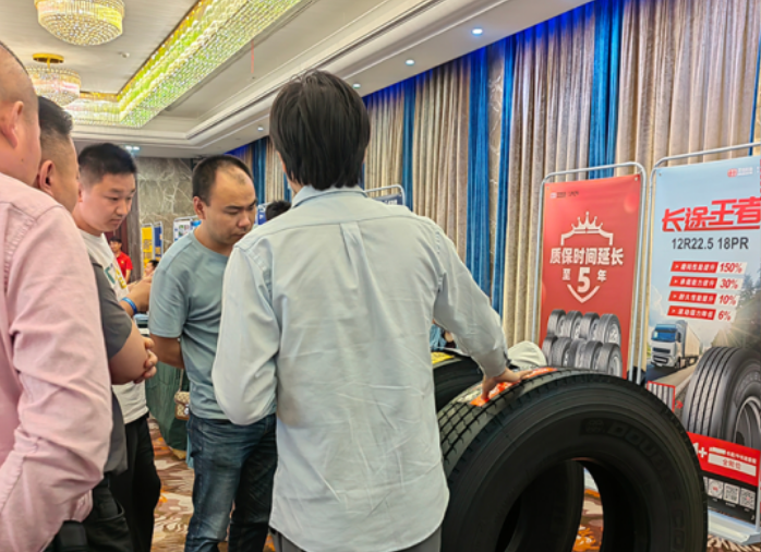 雙錢輪胎表示，未來他們將繼續(xù)與貨車寶及更多優(yōu)質(zhì)合作伙伴攜手合作，持續(xù)關(guān)注和關(guān)愛貨車司機(jī)和這一群體。無論是從產(chǎn)品還是服務(wù)，雙錢輪胎都將真正為他們的貨運(yùn)之路保駕護(hù)航。