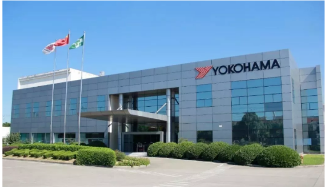 日本輪胎制造商優科豪馬橡膠有限公司近日宣布，在中國成功取締了銷售仿冒其鋁制車輪的商家。優科豪馬公司向廣東省佛山市市場監督管理總局提起了行政投訴，并向該機構提交了五家公司從事假冒跑車鋁制輪轂、仿造其“ADVAN Racing”輪轂的相關信息。