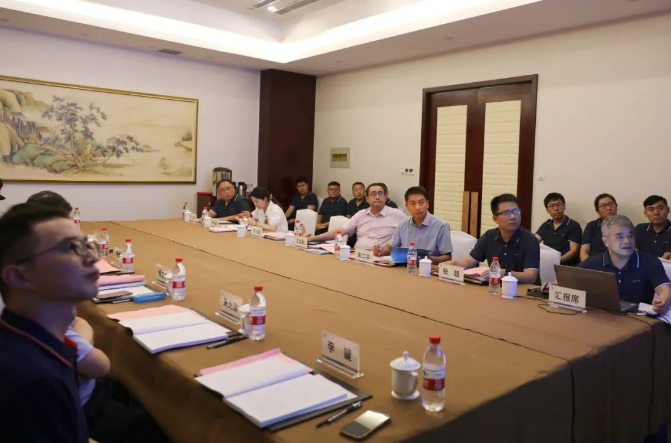棗礦橡膠公司兩個輪胎項(xiàng)目通過專家鑒定