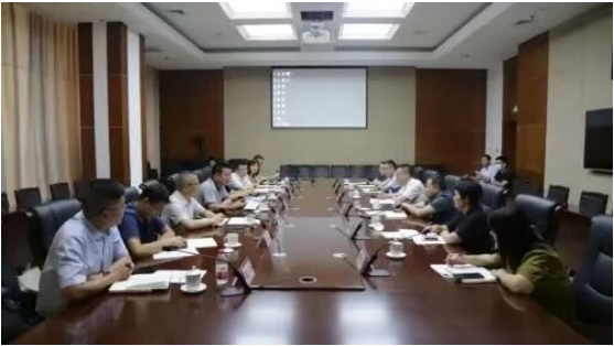 新疆考察團蒞臨山東廣饒縣，共謀橡膠輪胎產業發展