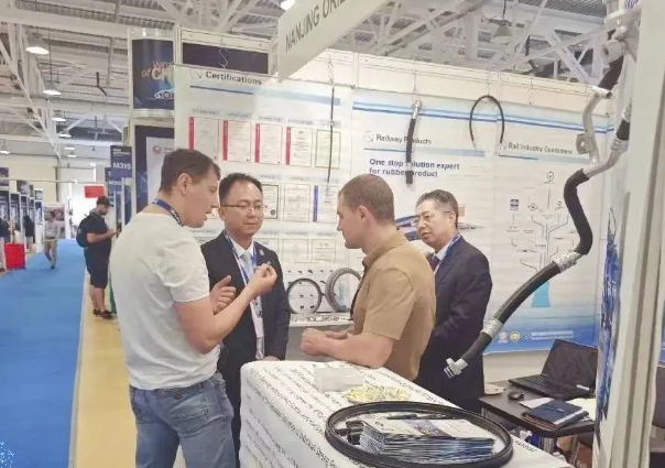 南京利德東方橡塑科技有限公司自2020年起積極展開國際市場拓展計劃，獲得了可喜的發(fā)展成果。在經(jīng)過多次努力之后，該公司已經(jīng)成功建立了與美國、加拿大、日本、墨西哥、伊朗以及俄羅斯等國家的牢固業(yè)務伙伴關系。