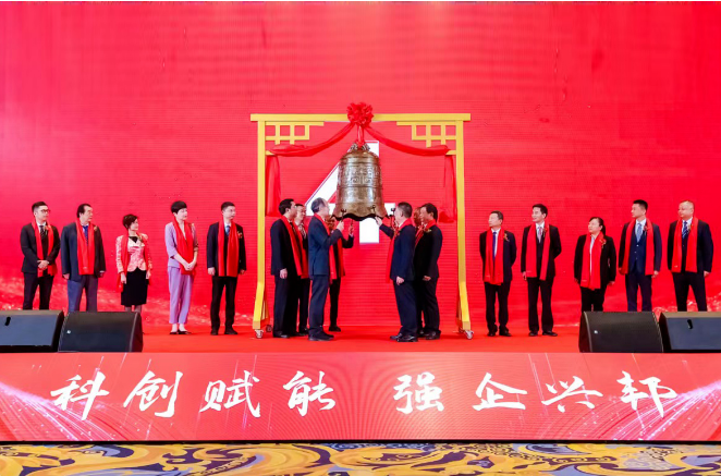 科強股份作為一家專注于高性能特種橡膠制品的企業，多年來深耕于光伏和軌交設備等領域，積累了獨特的競爭優勢和品牌影響力。此次上市不僅是對其過去多年經營成果的肯定，也是企業邁向資本市場的一次重大轉型，為企業注入了更強的活力和動力。