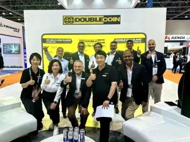 雙錢集團首次參加自疫情爆發以來的海外展覽，與阿聯酋經銷商ZAFCO合作推出多款中東市場新品和新技術，吸引了來自10多個國家的海外合作經銷商