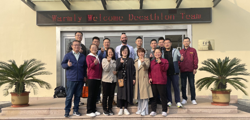 此次迪卡儂團隊的訪問不僅增強了雙方的合作黏性，打通了信息壁壘，更讓大家深刻感受到了ONE TEAM ONE DREAM的凝聚力。Antoine先生表示將與千里行緊密合作，進行更多開創性的合作，攜手實現雙方的高質量發展。